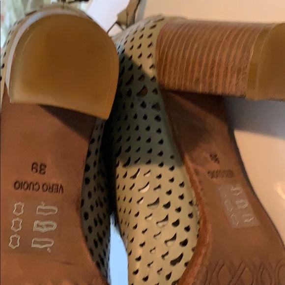 Sheridan Mia Paola Peep Toe Bootie - Picture 6 of 11